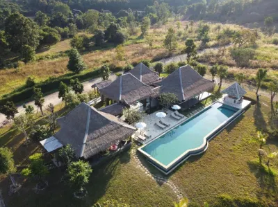 Hideaway Hotels in Hang Dong