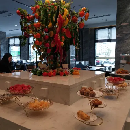 Yulan Holiday Hotel (Shicheng Baofuyuan Tower)