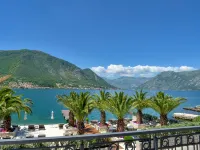 Hotel Forza Terra Hotels in Dobrota