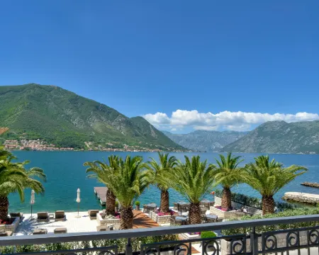 Hotel Forza Terra Hoteles en Dobrota