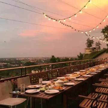 Sky Hill Villa Surattthani
