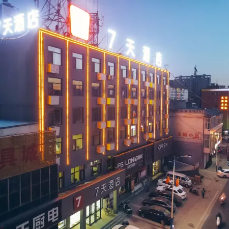 Junyi Chain Hotel (Lvliang Lin County Bus Station Government Service Center Branch)