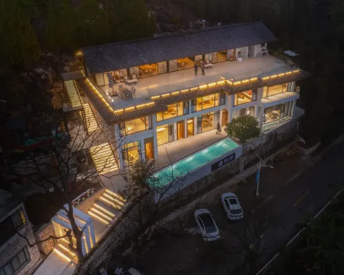 Wanfenglin mountain Pavilion inn Hotels in Xingyi