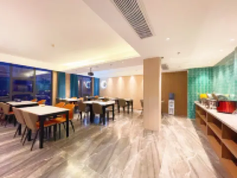 Heber Star Hotel (Loudi Cultural Store)