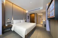 Atour Hotel (Guilin Two Rivers and Four Lakes Elephant Trunk Hill) Hotels in Guilin