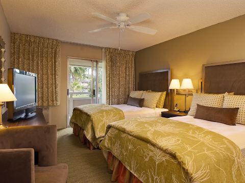 Plantation Hale Suites