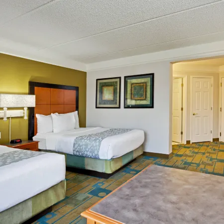 La Quinta Inn & Suites by Wyndham Ft. Lauderdale Airport