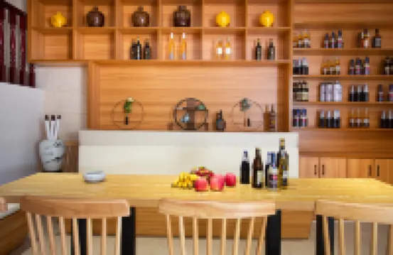 Qingcheng Mountain Know Village Private Tang Homestay