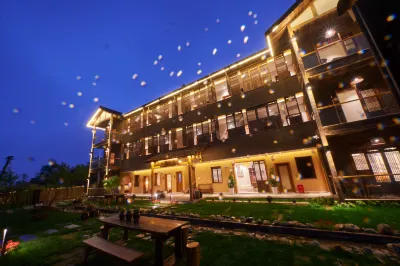 Youjian Xiaoyuan Hot Spring Hostel Hotels near Symphony No. 6 of the Hot Spring Town