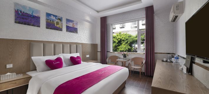 Hentongbingguan Hotels in Xuyong