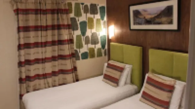 โรงแรม Cheshire Central London โรงแรมใกล้เซนต์เจมส์