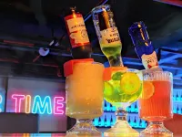 Lushan Building - bar