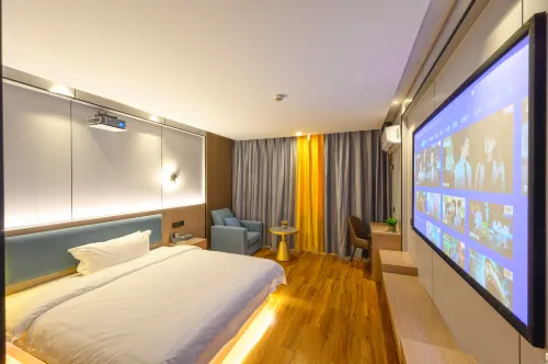 Simple Fashion Cinema Hotel