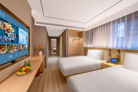 Orange Hotel (Beijing Tiananmen Dashilan Branch)