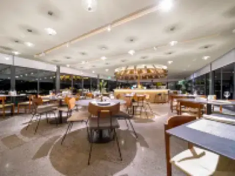 Anji Jiumu Songfeng Tent Hotel