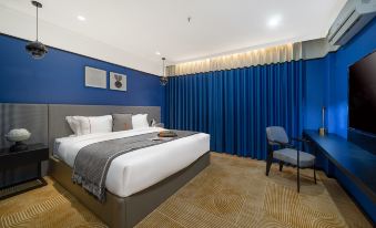 L Attitude Hotel (Zhongshan Xingzhong Square Pedestrian Street)