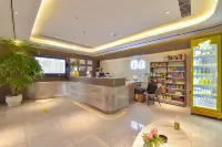 Supreme E-sports Hotel (Guiyang Spray Pool)