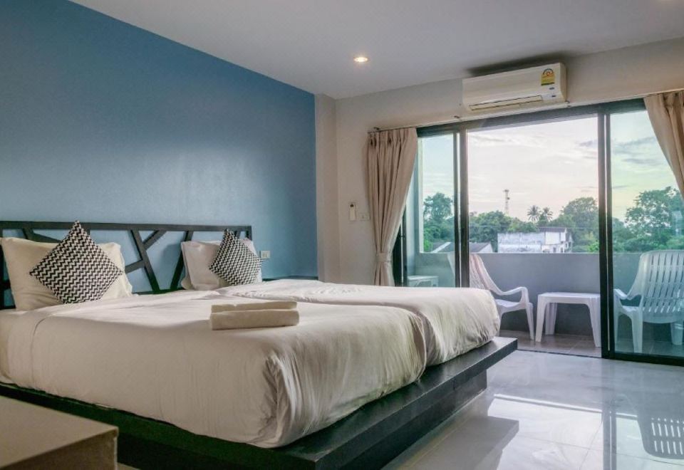 1. 슬립 웨일 호텔..