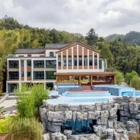 Chanyi Guiyunju Hotel