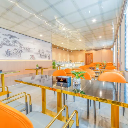 GreenTree Hotel (Yulin Yuntiangong Shizijie) Отели в г. Юйлинь
