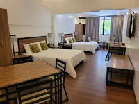 Fernvale Leisure Club and Resort Hoteles en Corón