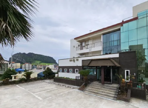 Seongsan Sunrise Pension Hotels in der Nähe von Park Leuchtturm Udo