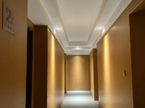 Longzhifeng Boutique Hotel (Lanxi Fourth Primary School Branch) Hotels in Lanxi