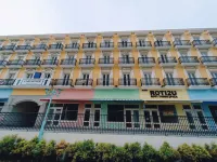 Melaka Riviera Studio 15 Hotels in 