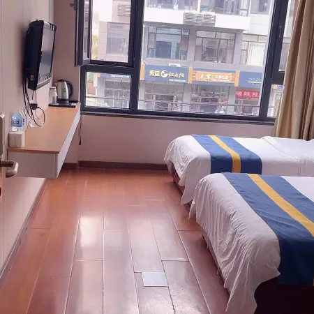 Zichang Fan Hua Hotel