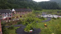 Panxian Guyinxing Inn Hotels near Lufan Railway Station