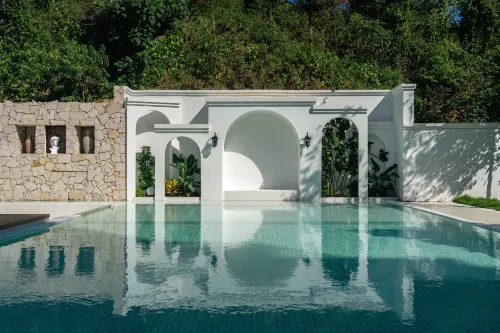 Mello Hotels & Resorts