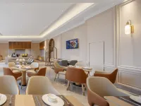 維也納飯店（洛陽機場中弘鳳凰谷店） 二乔路附近的飯店
