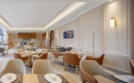 Vienna Hotel Luoyang Airport Zhonghong Phoenix Valley Branch Отели рядом с Аэропорт Люян