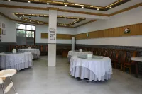 Dove Tree Inn (Yingjing Longcanggou National Forest Park) - พร้อมอาหารเช้า