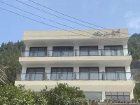 Fengjie County Shanshe Homestay