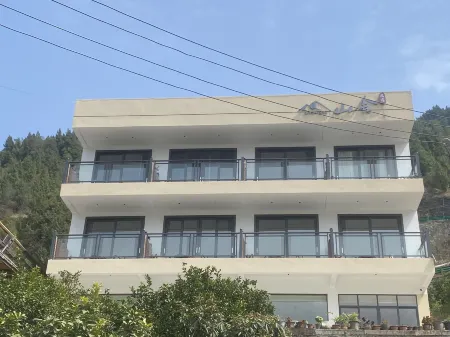 Fengjie County Shanshe Homestay Отели рядом с достопримечательностью «Qutang Gorge»