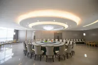 QinYuan Hotel Hotel di Liuba