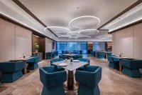 Taizhou The Mixc Finance Center Crystal Orange Hotel