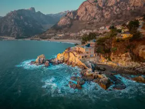 Wake in the Sea Homestay (Laoshan)