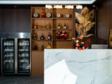 Zhouyi International Hotel Hotels in Mengla