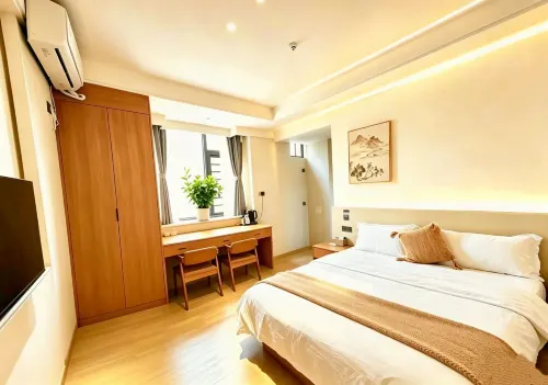 Malipo Jia Qingmeng Hotel - 2-Star