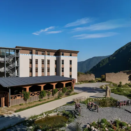 Lixian Sanyoushan Fores Private Hot Spring Homestay