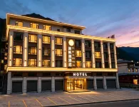 Lingfengju Hotel (Bome Zongheng Style Street) - วิวภูเขา