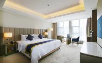 Celebrity City Hotel Hotels in Yibin