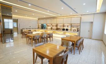 Ji Hotel (Yantai Railway Station)