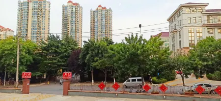 Jinjiang Inn (Yantai Fisherman's Wharf Beach Store) Отели рядом с достопримечательностью «Harbin Railway Technical College Yantai Branch»