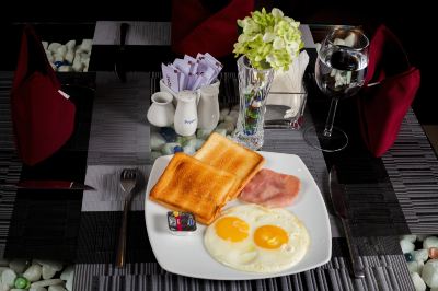 洋食レストラン シルバー マウンツ ホテルの写真