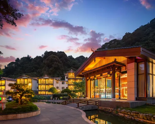 Mountain Fanjing Qixi Resort Hotels in Jiangkou