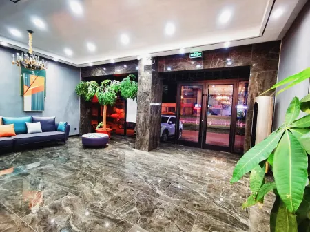 Zaozhuang Ruyue Film Theme Hotel Отели рядом со станцией Zaozhuang East Railway Station