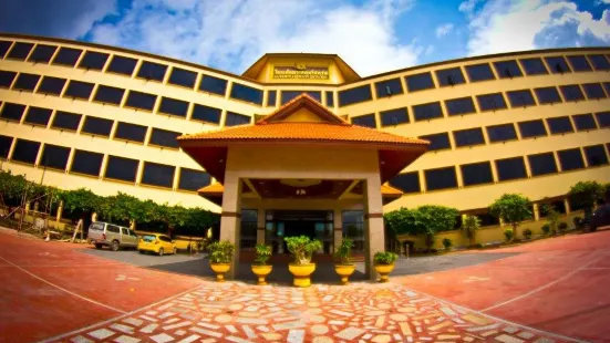 Golden Dragon Resort